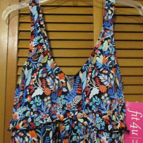 Fit 4 U NEW bathing suit blue floral one piece, the bottom are shorts size 14 - Picture 4 of 11